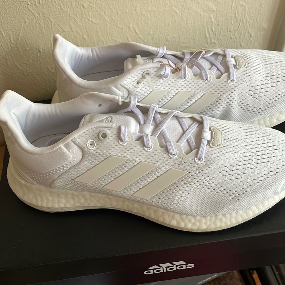 Men’s Adidas PureBoost 21- Size 11 US
